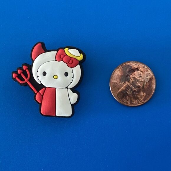 🚨 5/$10 Shoe Charms Croc Jibbitz - Hello Kitty Angel / Devil  (or 10/$15) - Picture 1 of 3